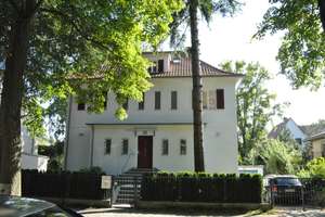 Alltagstauglich und großzügig wohnen in dieser Villa in Zehlendorf – Roonstraße 12, 14163 Zehlendorf, Berlin – Vorschaubild 3