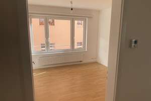 Stilvolle, modernisierte 3-Zimmer-Wohnung im beliebten Stuttgarter Westen (WG geeignet)  – Seyfferstraße 105, 70193 Vogelsang, Stuttgart – Vorschaubild 6