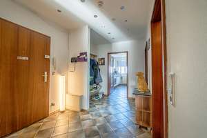 Perfekte 3-Zimmer-Dachgeschosswohnung mit Außenstellplatz - ideal für Eigennutzer und Kapitalanleger – Die vollständige Adresse der Immobilie erhältst du vom Anbieter., 68219 Rheinau, Mannheim – Vorschaubild 3