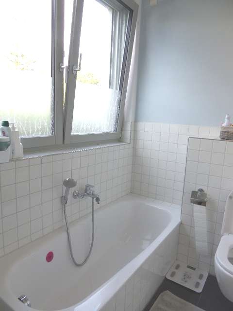 Schicke 3-Zimmer Gartenwohnung...V-E-R-M-I-E-T-E-T image