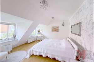 Exklusive Stadtmaisonette mit Loftcharakter (möbliert) – Die vollständige Adresse der Immobilie erhältst du vom Anbieter., 81377 Am Waldfriedhof, München – Vorschaubild 8