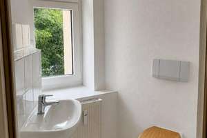Bezugsfreier Gründerzeit-Altbau mit neuen Holzfenstern und saniertem Treppenhaus von 2025 – Die vollständige Adresse der Immobilie erhältst du vom Anbieter., 4229 Kleinzschocher, Leipzig – Vorschaubild 13