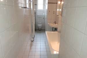 * GEPFLEGTES WOHNEN *
Charmante 2 Zi-Wohnung mit BALKON, direkt im BURGviertel – Füll 14, 90403 Altstadt, St. Sebald, Nürnberg – Vorschaubild 14
