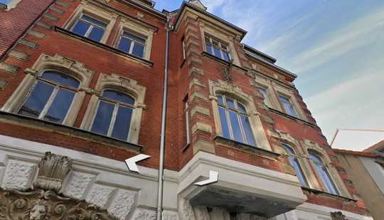 Bild von Charmantes Mehrfamilienhaus mit Denkmalfassade in bester Lage