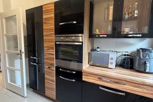 Lebendig wohnen in Nürnberg: 3-Zimmer-Wohnung mit Einbauküche in der Nornenstraße
