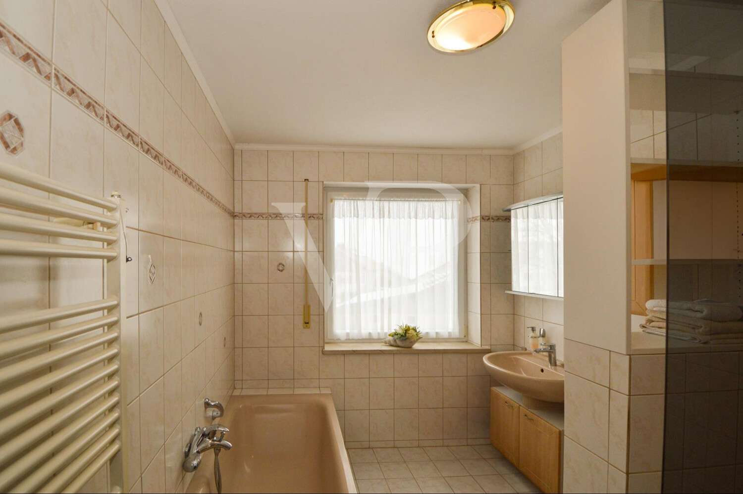 Immobilie in Vohburg an der Donau - Großzügiges Zweifamilienhaus mit Gartenvielfalt und modernem Wohngefühl - Bild 16