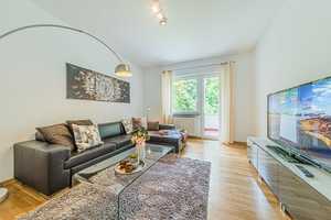 Möblierte Wohnung auf Zeit zu vermieten: – Grüneburgweg 000, 60323 Frankfurt am Main – Vorschaubild 1