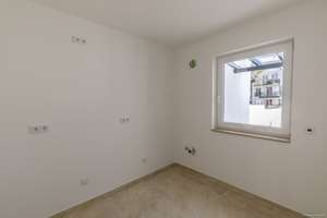 RE/MAX - RHM in modernem Stil! – Die vollständige Adresse der Immobilie erhältst du vom Anbieter., 81827 Waldtrudering, München – Vorschaubild 13