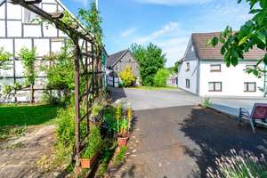 Handwerker gesucht. Zweifamilienhaus mit Potenzial in idyllischer Hofschaft – Die vollständige Adresse der Immobilie erhältst du vom Anbieter., 42657 Burg/Höhscheid, Solingen – Vorschaubild 26