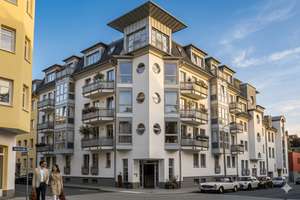 Hübsche 2-Raum-Wohnung mit Balkon und EBK