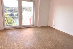 Viel Licht und Gemütlichkeit vereint! Moderne Maisonettewohnung mit Balkon in Bredeney. – Die vollständige Adresse der Immobilie erhältst du vom Anbieter., 45133 Bredeney, Essen – Vorschaubild 5