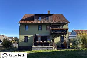 Freistehendes Zweifamilienhaus mit 6 Garagen und großem Grundstück in Bündheim – Die vollständige Adresse der Immobilie erhältst du vom Anbieter., 38667 Bad Harzburg – Vorschaubild 1