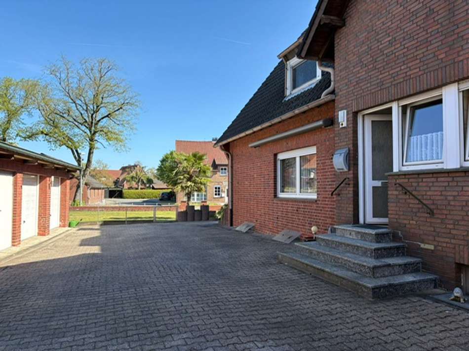 Seitenansicht mit Zugang Küche