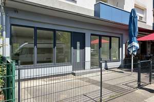 Moderne 2-Zimmerwohnung im EG mit Duschbad und großer Terrasse in bester Lage