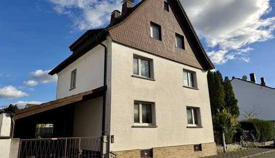 Bild von Charmantes Ein- bis Zweifamilienhaus mit Potenzial in idyllischer Lage