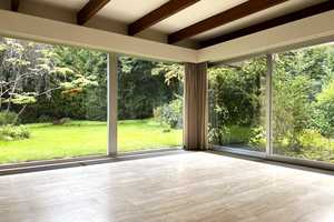 Südstadtflair :  Bungalow mit idyllischem Garten und Innenpool – Solingen – Vorschaubild 4