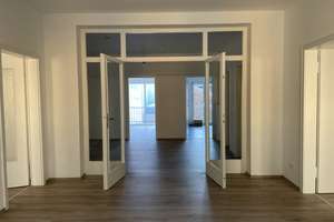 Exklusive 4-Zimmer-Wohnung in Bonn Zentrum – Die vollständige Adresse der Immobilie erhältst du vom Anbieter., 53113 Bonn-Zentrum, Bonn – Vorschaubild 13