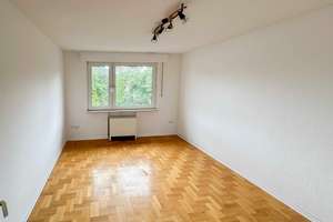Gepflegte 4-Zimmer-Wohnung mit Einbauküche und Tiefgaragenstellplatz – Die vollständige Adresse der Immobilie erhältst du vom Anbieter., 47169 Marxloh, Duisburg – Vorschaubild 5