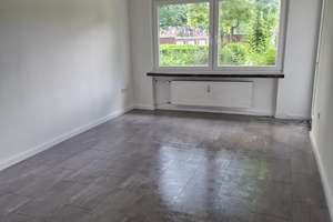 Vollständig renovierte Wohnung mit vier Zimmern und Balkon in Krefeld – Die vollständige Adresse der Immobilie erhältst du vom Anbieter., 47803 Benrad-Nord, Krefeld – Vorschaubild 13