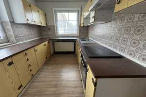 Wohnhaus mit vielen Zimmer und kleinem Grundstück zum Modernisieren in Laupheim-Untersulmetingen – Biberach (Kreis) – Vorschaubild 9
