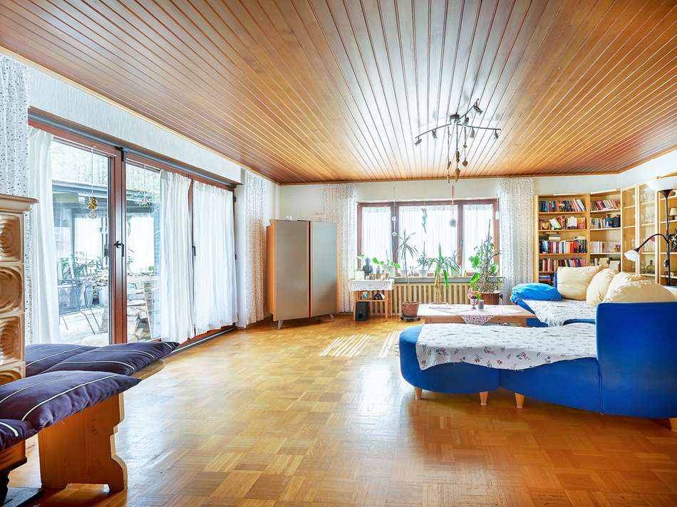 Wohnzimmer im EG