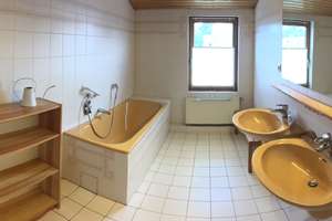Schönes, geräumiges Haus mit fünf Zimmern in Peine (Kernstadt Nord) – Die vollständige Adresse der Immobilie erhältst du vom Anbieter., 31224 Peine – Vorschaubild 14