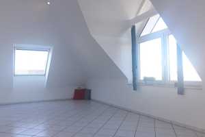 Über den Dächern Remscheids … 2-Zimmer-Wohnung mit Balkon und Einbauküche – Peterstraße 26, 42853 Remscheid – Vorschaubild 7