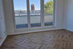 Erstbezug: Fertige Penthouse-Maisonette mit Weitblick – ☎️ 0172-3261193 – Die vollständige Adresse der Immobilie erhältst du vom Anbieter., 10247 Friedrichshain, Berlin – Vorschaubild 4