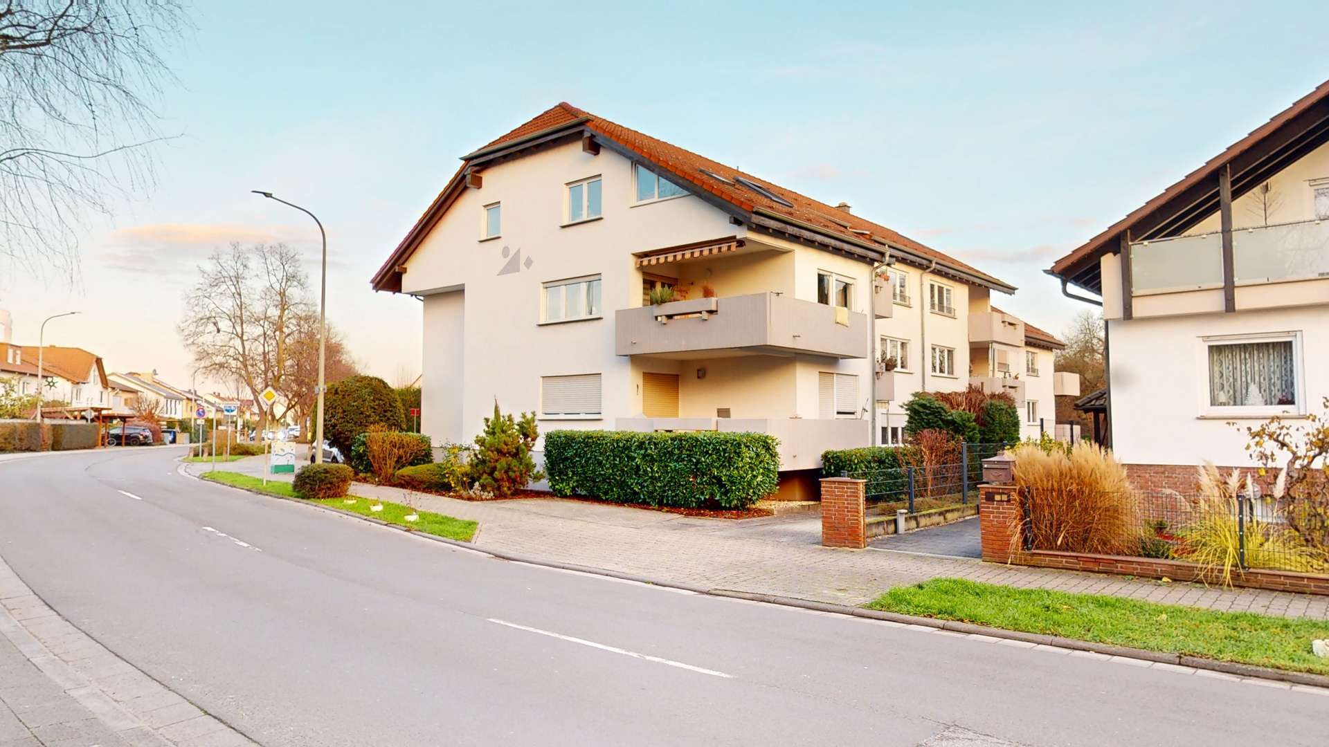 Offene Maisonettewohnung mit Galerie | ca. 130 m² | Süd-Ost Balkon | Garage + Stellplatz inkl., Rhein Pfalz Kreis – Bild 3