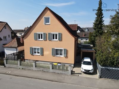 Charmantes Haus mit viel Platz und Garten in Gottmadingen