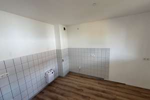 Platz für Liebe, Chaos & Pizza – 2 Zimmer Wohnung sucht junges Leben – Solinger Ring 12, 38440 Laagberg, Wolfsburg – Vorschaubild 3
