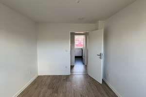 Sanierte 3 - Zimmer -Wohnung mit modernem Bad und EBK – Sudetenweg 27, 38448 Vorsfelde, Wolfsburg – Vorschaubild 6