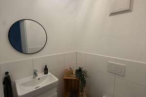 Wohnen auf Zeit mit Charakter: Erdgeschosswohnung in Obertshausen – Die vollständige Adresse der Immobilie erhältst du vom Anbieter., 63179 Obertshausen – Vorschaubild 3