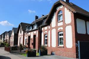 Liebevoll sanierte Maisonette Wohnung * ca. 78 m² modernes Wohnen im historischen Zechenhaus - Reih