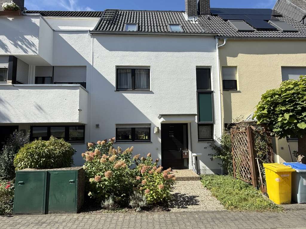 Charmantes Reihenmittelhaus mit 145 m² Wohnfläche, Garten, Garage und viel Platz für die Familie
