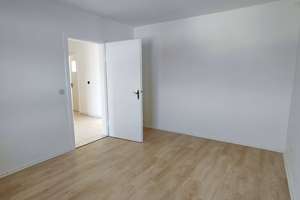 3-Zimmer-Wohnung mit Balkon mitten im Zentrum – Berliner Str. 12, 38226 Lebenstedt, Salzgitter – Vorschaubild 4