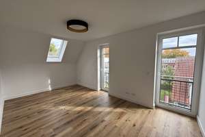 Hochwertige 4,5-Zimmer-Maisonettewohnung mit moderner Ausstattung in Hamburg-Eidelstedt – Pinneberger Chaussee 33a, 22523 Eidelstedt, Hamburg – Vorschaubild 11
