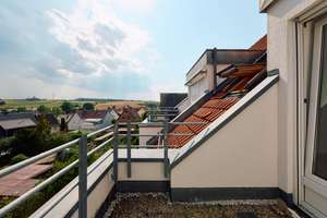 Wohnkomfort über den Dächern – Dachgeschosswohnung mit Galerie und Balkon – Die vollständige Adresse der Immobilie erhältst du vom Anbieter., 71336 Waiblingen – Vorschaubild 8