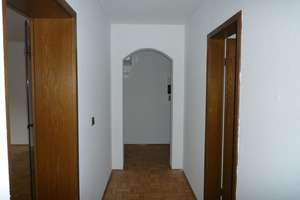 Große 2-Zi. Whg im 1. OG mit Balkon u. Küche – Steinbrinkstr. 294, 46145 Sterkrade-Mitte, Oberhausen – Vorschaubild 3