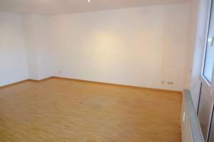 2 ZKBB* KFZ-Stell* max. 1 Pers* kl. EBK* Wannenbad* Parketboden* S-W Balkon/Loggia* DA-Bessungerstr. – Die vollständige Adresse der Immobilie erhältst du vom Anbieter., 64285 Bessungen, Darmstadt – Vorschaubild 5