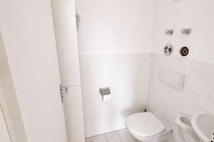 3-Zimmer-Wohnung | 70,9 m² | 2. OG | TG-Stellplatz | großer Keller | Balkon | Energieklasse B – Die vollständige Adresse der Immobilie erhältst du vom Anbieter., 82024 Taufkirchen – Vorschaubild 5