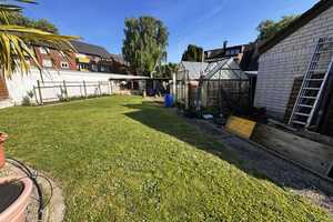 Großzügiges ZFH mit Garten, Pool, Sauna und viel Potenzial in zentraler Lage Grevenbroich – Neuss (Rhein-Kreis) – Vorschaubild 1