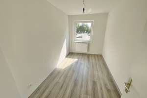 Frisch renovierte 4-Zimmer-Wohnung mit Balkon und Gäste-WC! – Katernberger Str. 21-25, 45327 Katernberg, Essen – Vorschaubild 6