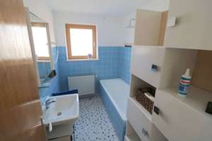 Charmantes Zweifamilienhaus mit Wintergarten, Balkon und großem Garten – liebevoll modernisiert – Die vollständige Adresse der Immobilie erhältst du vom Anbieter., 84076 Pfeffenhausen – Vorschaubild 8