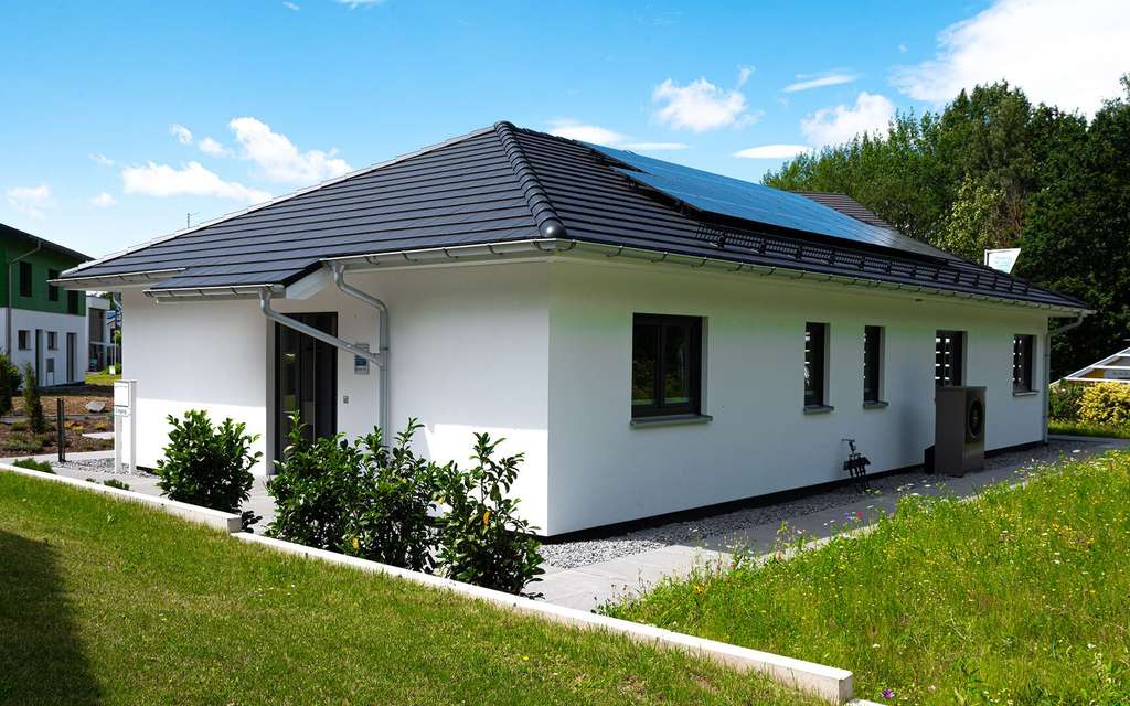 Immobilie in Fahrenbach - Ihr Traum vom modernen Winkelbungalow – Stilvoll, Effizient & Individuell - Bild 3