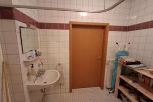 Gepflegte 2-Zimmer-Wohnung mit Balkon in guter Lage – Die vollständige Adresse der Immobilie erhältst du vom Anbieter., 66839 Schmelz – Vorschaubild 4