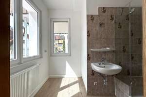 Helle 3-Zimmer-Wohnung mit großem Balkon in ruhiger Lage – Die vollständige Adresse der Immobilie erhältst du vom Anbieter., 70329 Obertürkheim (Ortsteil), Stuttgart – Vorschaubild 14