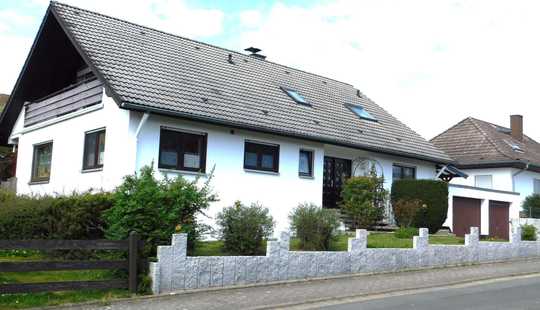 Bild von *Großzügiges 2-FH mit Kamin, Sauna und Einliegerwohnung - gute Verkehrsanbindung*