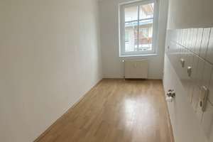 Helle Dachgeschosswohnung - WG-geeignet - – Halberstädter Straße 151, 39112 Sudenburg, Magdeburg – Vorschaubild 3