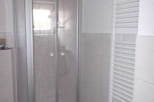 5-Zimmer Reihenhaus in Regensburg – Die vollständige Adresse der Immobilie erhältst du vom Anbieter., 93057 Konradsiedlung-Wutzlhofen, Regensburg – Vorschaubild 9